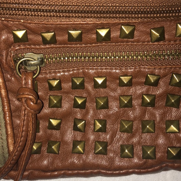 Cool Studded Fanny Pack Bag - Picture 2 of 2